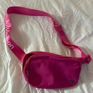 Sonic Pink Lululemon Belt Bag